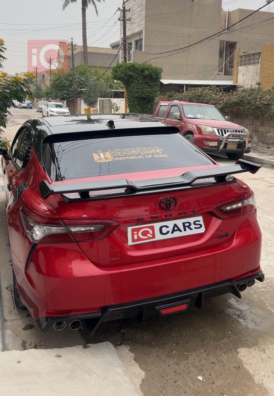 تۆیۆتا کامری